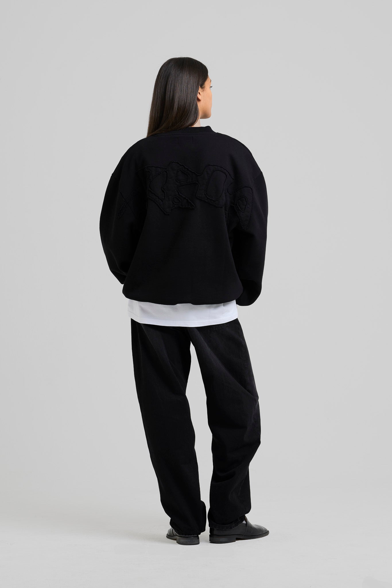 Big Application Crewneck Black