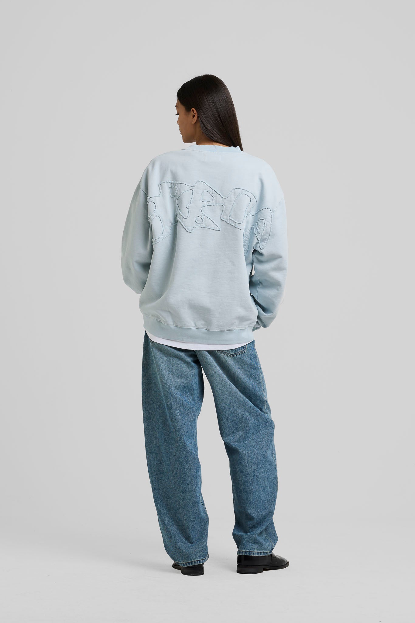 Big Application Crewneck Baby Blue