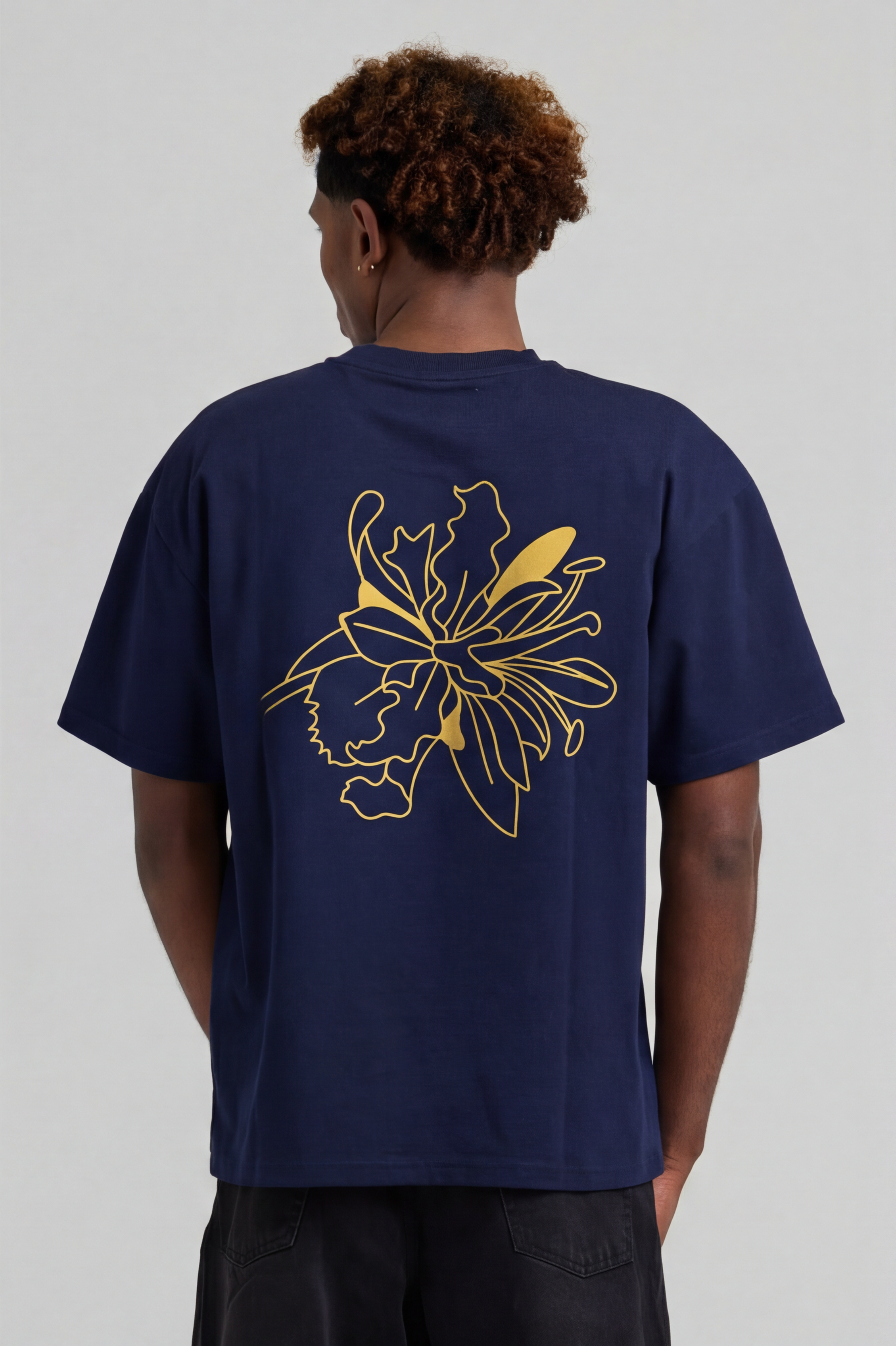 Outline Flower T-shirt